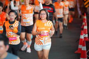 BIB: 
                            <button type="button" onclick="openModal(23995772)" class="btn btn-primary btn-sm float-right btn-popup" data-toggle="modal" data-target=".modal-high-quality">
                        <i class="fas fa-shopping-cart"></i> Add to Cart
                    </button>
                                            <button type="button" onclick="isThisMe(23995772, true)" class="btn btn-success btn-sm float-right btn-popup btn-isme hidden" data-toggle="tooltip" data-placement="bottom" title="นี่คือรูปของคุณใช่ไหม คลิกที่นี่เพื่อเอาเข้าอัลบั้ม">
                        <i class="fas fa-plus"></i> Add to album
                    </button>
                    <button type="button" onclick="isThisMe(23995772, false)" class="btn btn-warning btn-sm float-right btn-popup btn-isnotme hidden">
                        <i class="fas fa-ban"></i> Remove from album
                    </button>